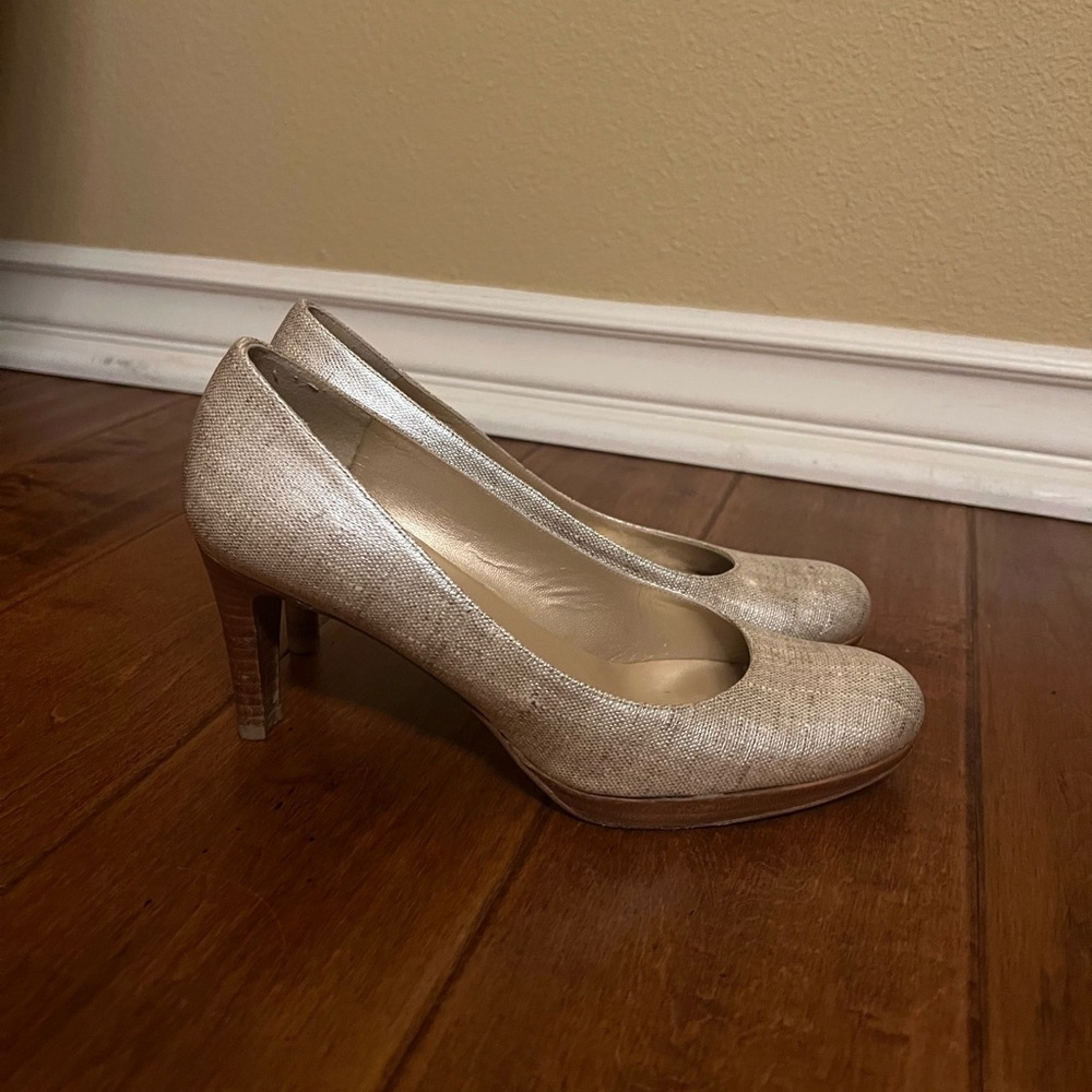 • Stuart Weitzman Heels - Picture 6 of 9
